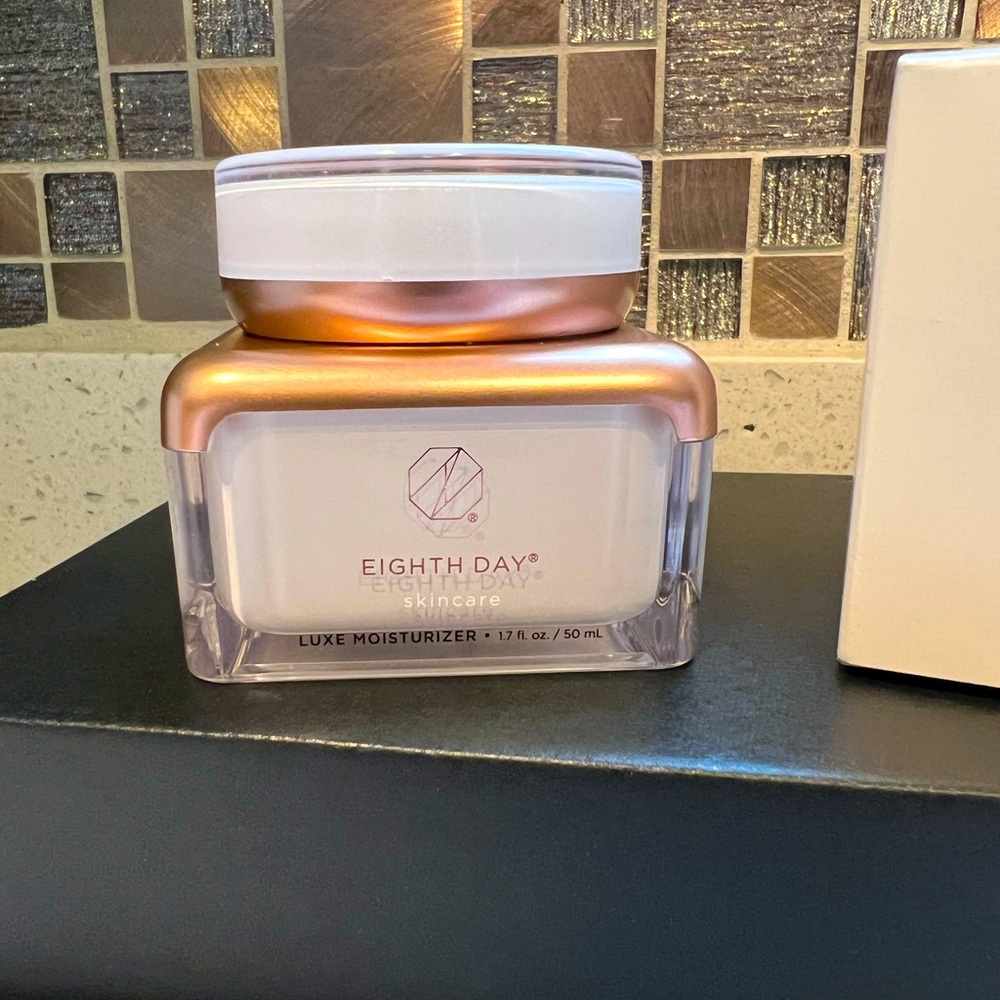 Eighth Day Luxe Moisturizer